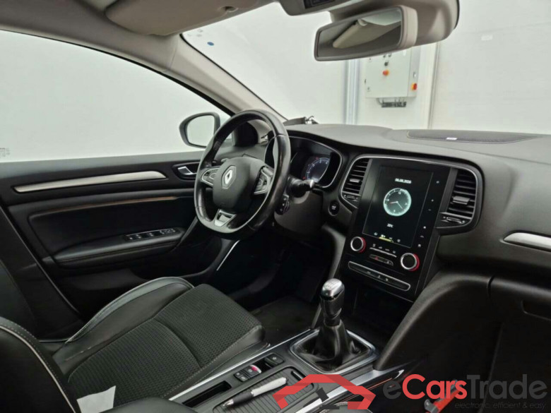 RENAULT MEGANE 1.3 TCE Bose #3