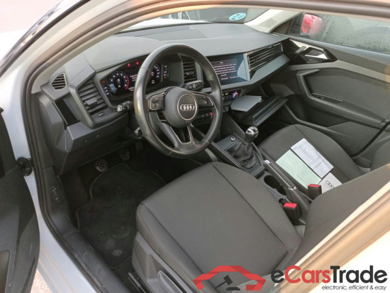 AUDI A1 Sportback Advanced 25 TFSI 70kW (95CV) #3