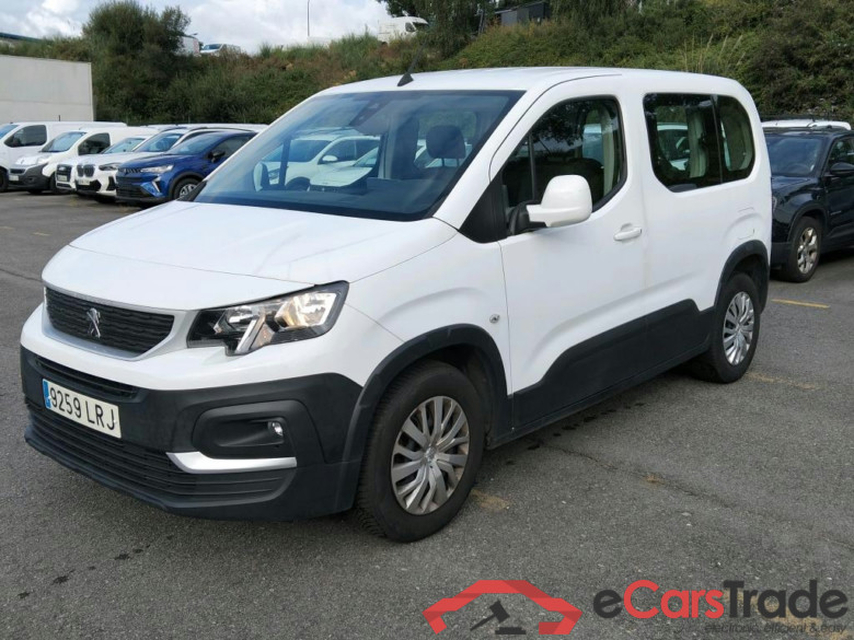 PEUGEOT Rifter / 2018 / 4P / combi Active Standard BlueHDi 73kW (IND) (CX2) #1