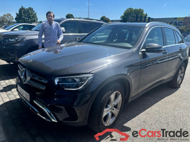 MERCEDES-BENZ GLC 200 4-Matic (EU6AP)