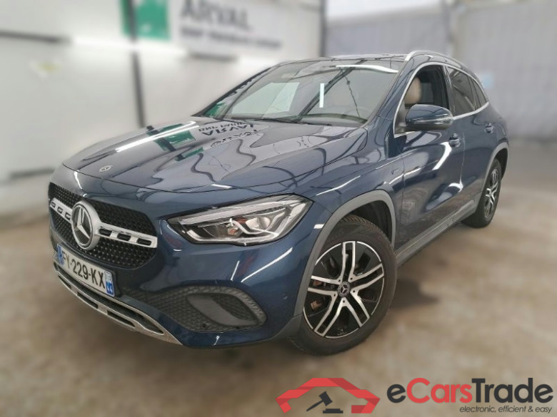 Mercedes GLA 250e Plug-In Hybrid Aut. Pano LED Widescreen Navi 1/2 Sport-Leather KeylessGo Camera Klima PDC ...