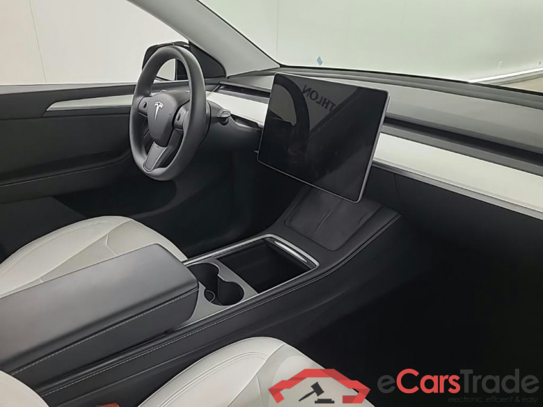 Tesla Model Y Long Range RWD 5D 217kW #6