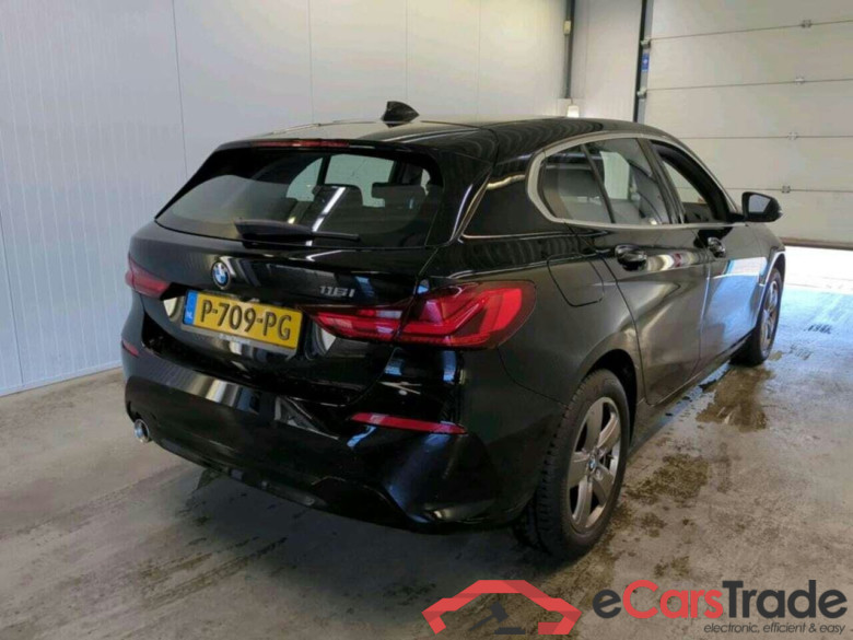 BMW 1-serie 116i Executive #2