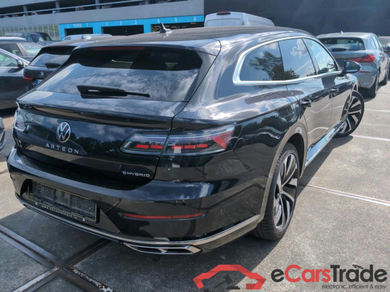 VOLKSWAGEN - VW  ARTEON SHOOTING BRAKE 1.4 eHybrid 218PK R-Line Pack Design Plus & Assistance & Winter & Heated Steering Wheel  & Trailer Towing Hook & 19 Inch  * HYBRID * #2