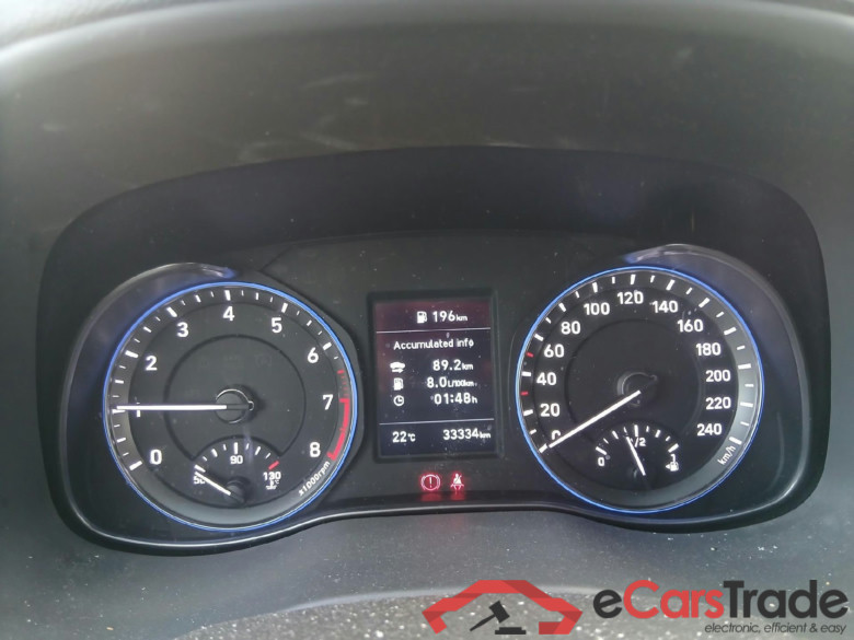 HYUNDAI Kona / 2017 / 5P / todoterreno KONA TGDI 1.0 120CV 4X2 TECNO RED #3