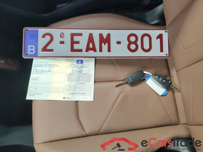 Audi Q3 Sportback 45 TFSI e S tronic S Line 5d #4
