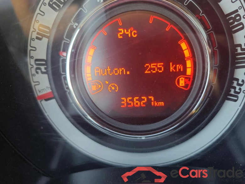 FIAT 500 / 2015 / 3P / berlina con portón Red 1.0 Hybrid 51KW (70 CV)(SP)(SL) (AC4) #5