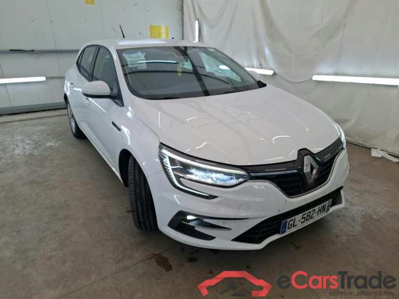 Megane IV Berline 5 ptes. Société Air Nav 1.5 dCi 115CV BVM6 E6d #4