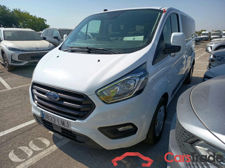 FORD Transit Custom / 2012 / 4P / combi Kombi 2.0 TDCI 96kW 320 L2 Trend MHEV