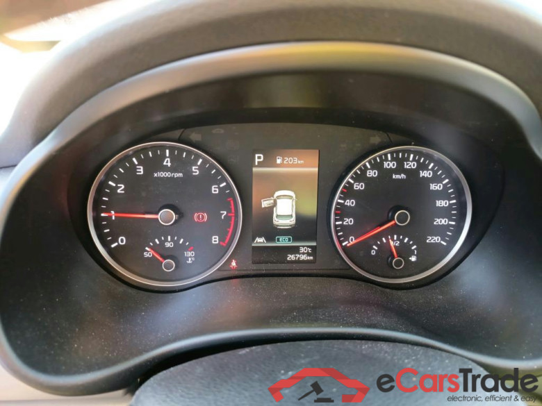 KIA Stonic / 2017 / 5P / todoterreno 1.0 T-GDi 88kW (120CV) MHEV Drive DCT #4