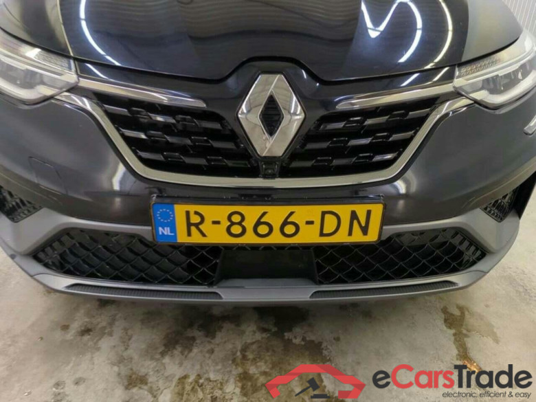 RENAULT Arkana 1.6 E-T H 145 RSLine #4