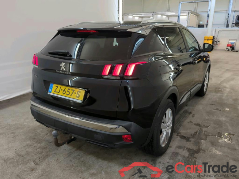 Peugeot 3008 Active 1.2 PureTech 130 5d #2