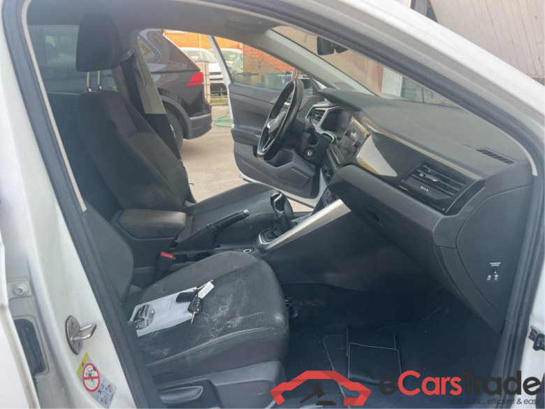 VOLKSWAGEN Taigo / 2021 / 5P / todoterreno Life 1.0 TSI 81kW (110CV) #6