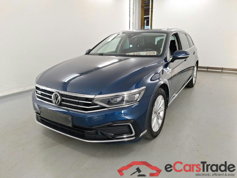 VOLKSWAGEN PASSAT VARIANT 1.4 TSI MSQ VARIANT GTE BUSINESS #1