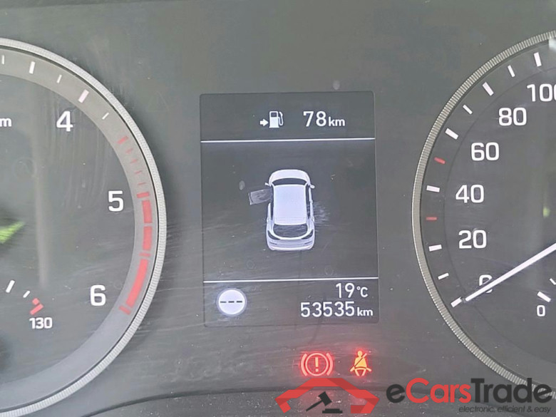 HYUNDAI Tucson / 2018 / 5P / todoterreno 1.6 CRDI 85kW (116CV) 48V SLE 4X2(SP)(SL) #5