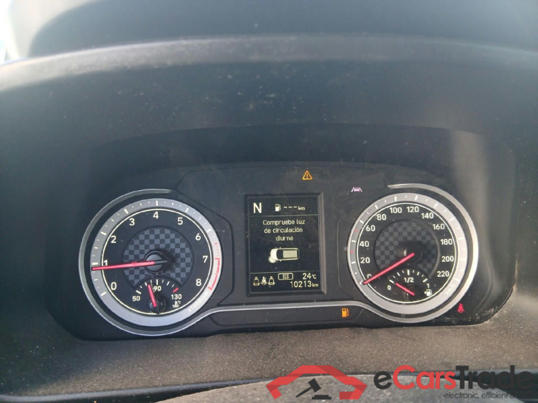 HYUNDAI i20 / 2020 / 5P / berlina con portón 1.0 TGDI 74kW (100CV) 48V Essence #4