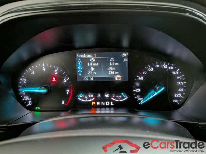 FORD Focus Wagon 1.0 EBH ST Line #6