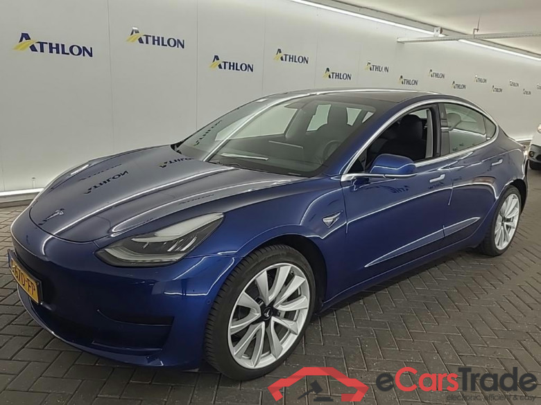 Tesla Model 3 Standard Range Plus RWD 4D 225kW