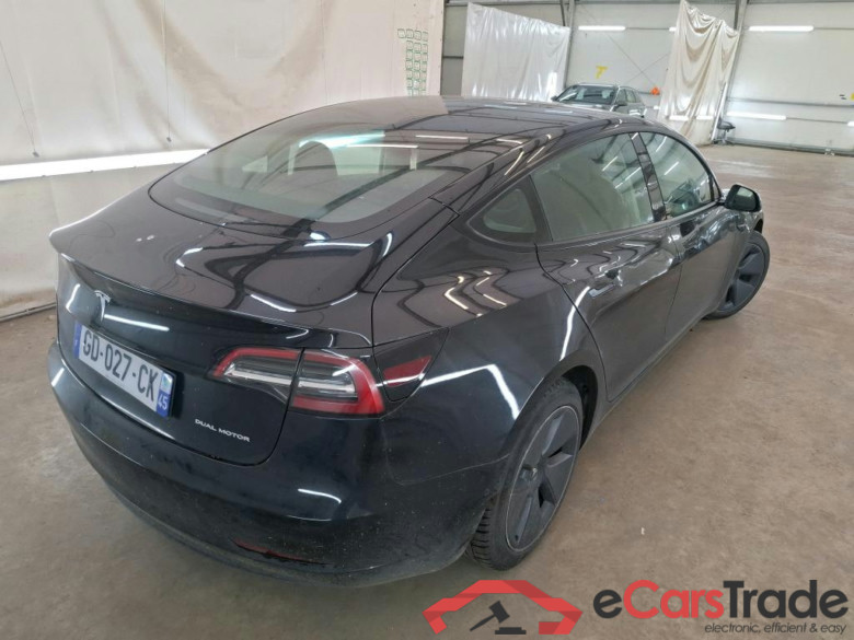TESLA Model 3 / 2018 / 4P / Berline Grande Autonomie Dual Motor AWD #4