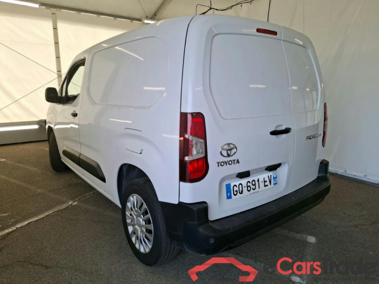 TOYOTA Proace City / 2019 / 4P / Fourgonnette 1.5 Medium 100 D-4D Business #2