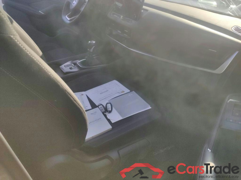 NISSAN QASHQAI / 2021 / 5P / todoterreno DIG-T 103kW (140CV) mHEV 4x2 N-Connecta #6