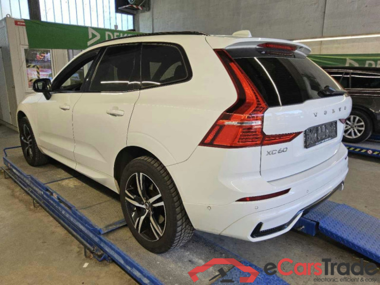 Volvo XC60 (03.2017->) DE - SUV5 B4 (Benzin) 2WD EU6d, R-Design Mild-Hybrid, (Facelift) 2021 - 2022 #4