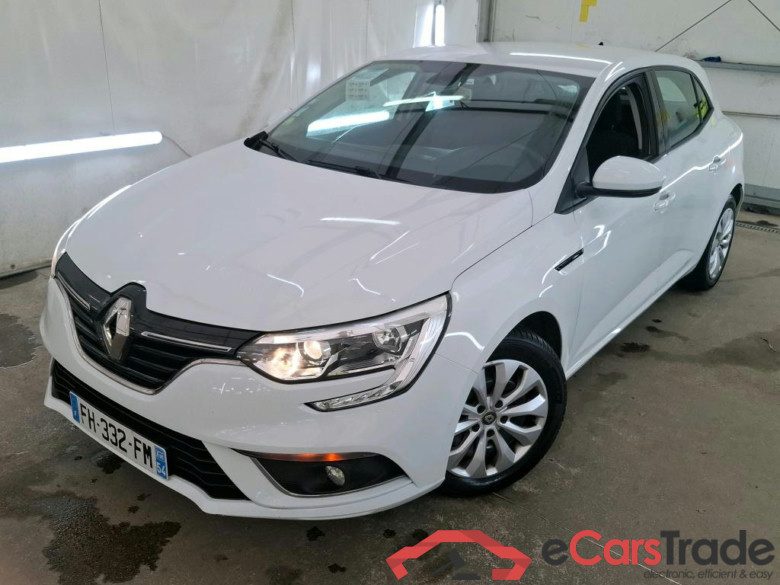 Megane IV Berline 5pt. Société Air Nav 1.5 dCi 90CV BVM6 E6 #1