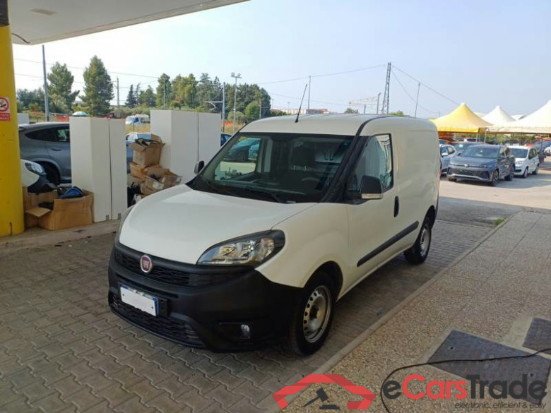 FIAT DOBLÒ CARGO / 2014 / 4P / VETT. FURGONATA CH1 BUSINESS 1.3 MJET 95CV E6D SeS #1