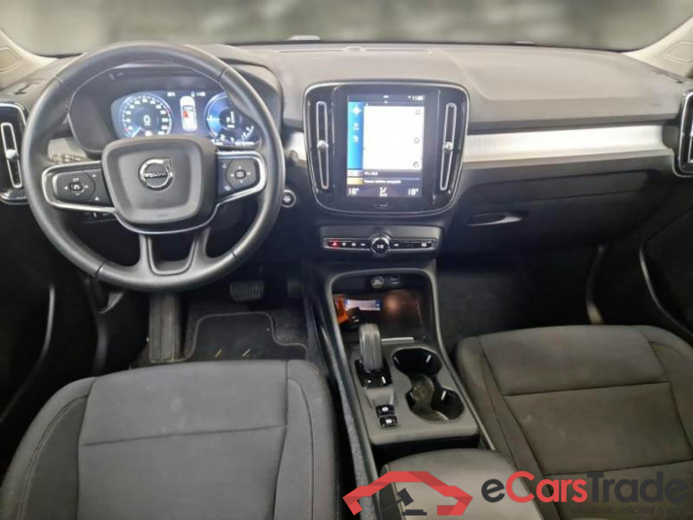 VOLVO XC40 / 2017 / 5P / SUV T5 PLUG-IN HYBRID AUTO RECH INSCRIP EXPR #3
