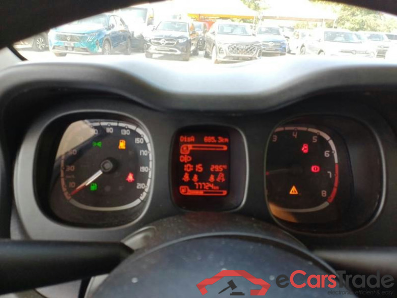 FIAT PANDA / 2011 / 5P / BERLINA 0.9 TWINAIR TURBO NATURAL POWER EASY #4