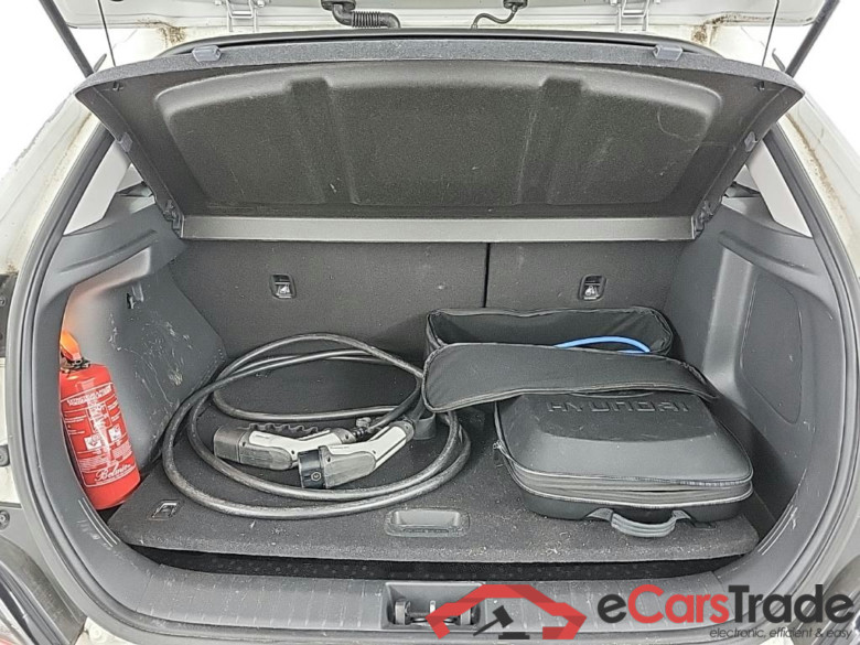 HYUNDAI Kona Comfort Electric 64 kWh 5D #5