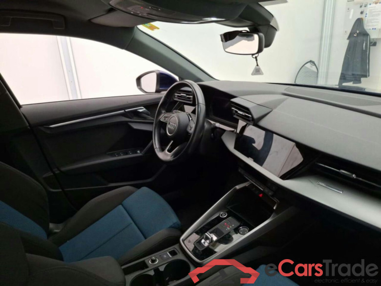 AUDI A3 Sportback 30 TFSI Bus Edition #3