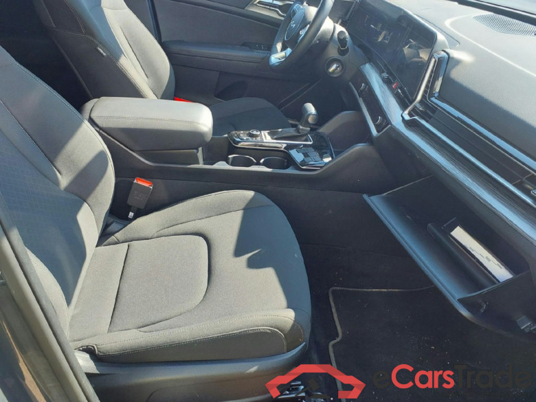 KIA Sportage / 2022 / 5P / todoterreno 1.6 T-GDi MHEV 118kW Business 4x2 DCT #6