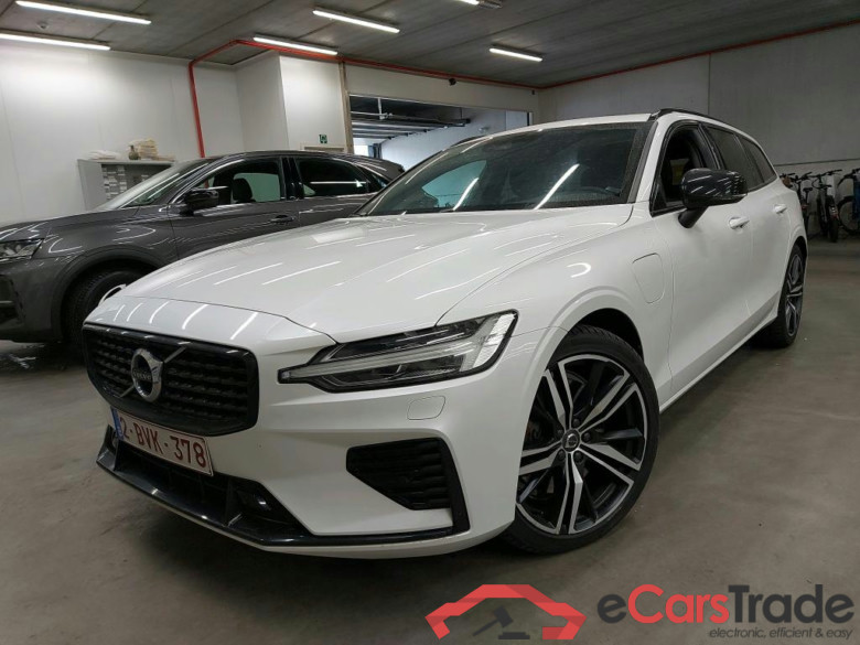 VOLVO - VOL V60 T6 Recharge 341PK 4x4 Geartronic R-Design Pack Lounge & Business Pack II & Harman Kardon Sound & 19 Inch Alloy   * HYBRID * #1