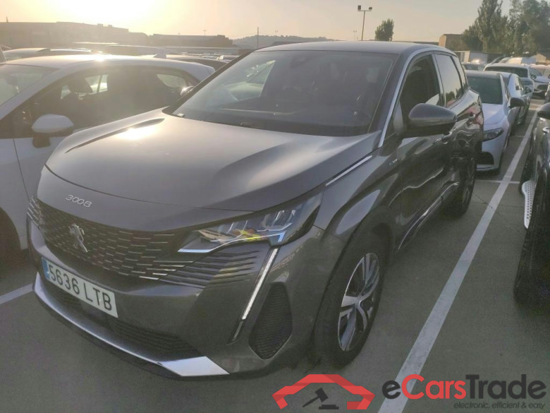 PEUGEOT 3008 Hybrid / 2020 / 5P / todoterreno 225 e-EAT8 Allure