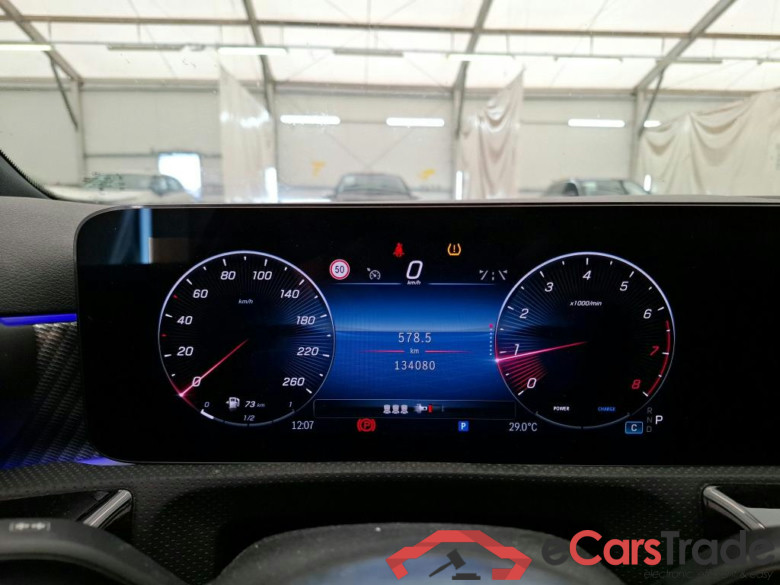 MERCEDES-BENZ Classe A Compact / 2022 / 5P / Berline A 200 Business Line 7G-DCT #6