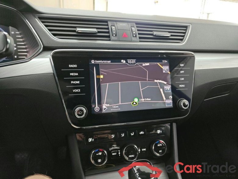 SKODA Superb Combi 110 kW #2