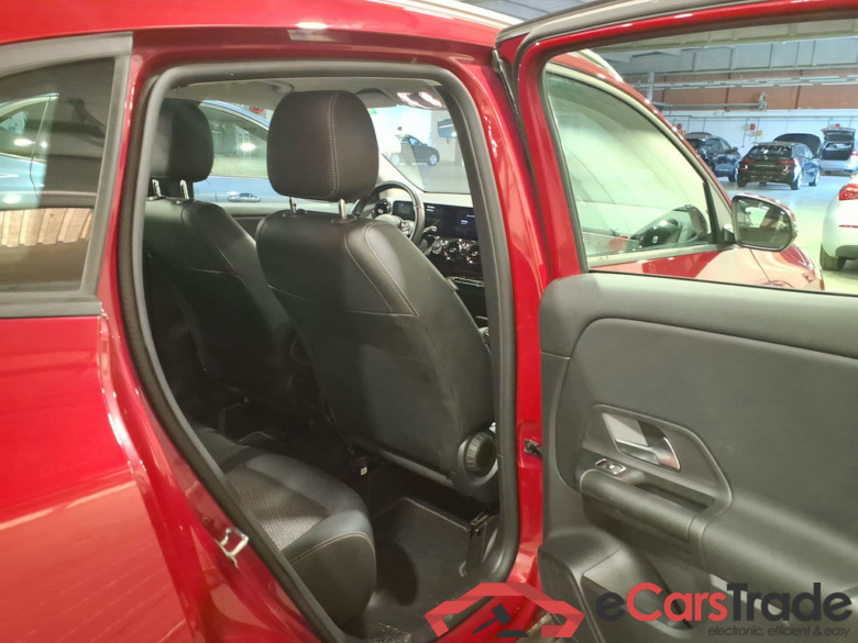 MERCEDES-BENZ CLASS GLA DIESEL (H247) GLA 200 d Business Solution #5