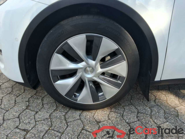 Tesla Model Y (01.2021->) DE - SUV5 Dual, Maximale Reichweite Dual AWD, 2021 - 2025 #5