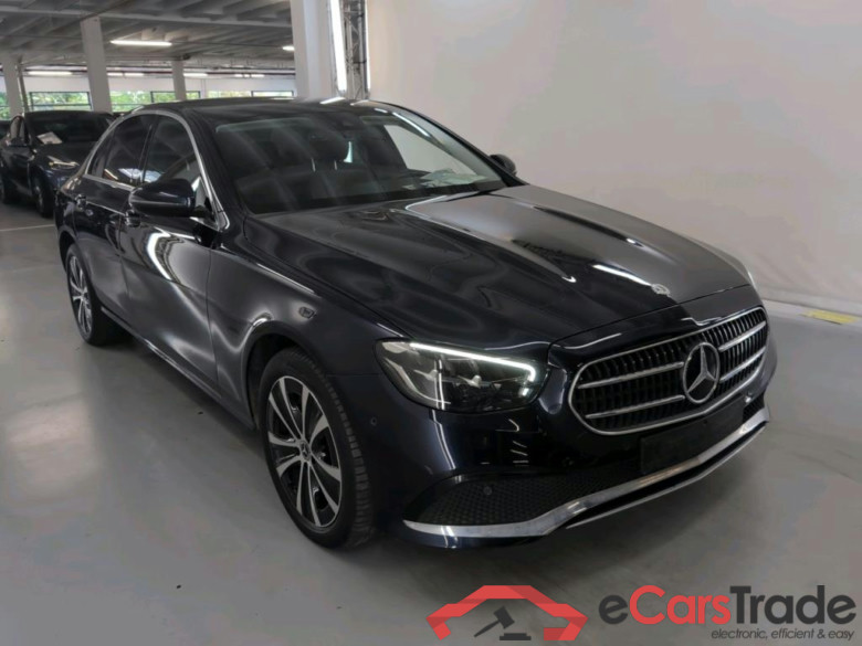 MERCEDES-BENZ E-CLASS BERLINE 2.0 E 300 DE BUSINESS SOLUTION AUTO #2