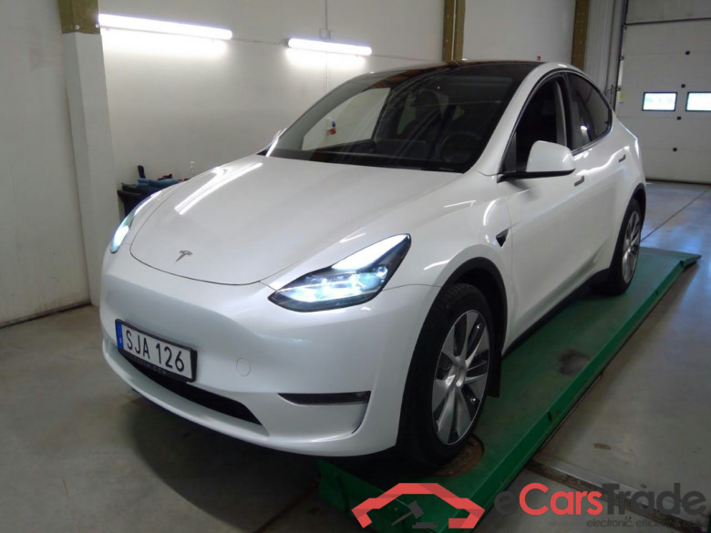 Tesla Model Y Long-Range AWD