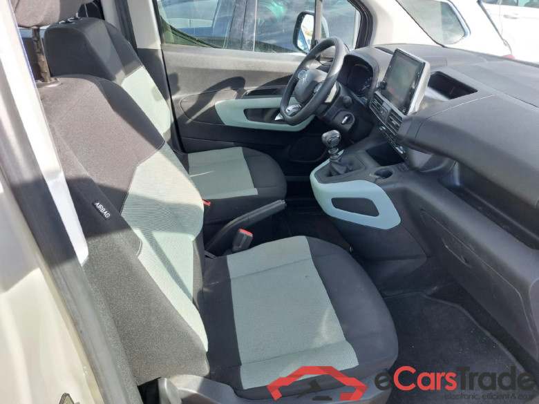 CITROEN Berlingo / 2018 / 5P / monovolumen compacto Talla M PureTech 110 S&S FEEL #6