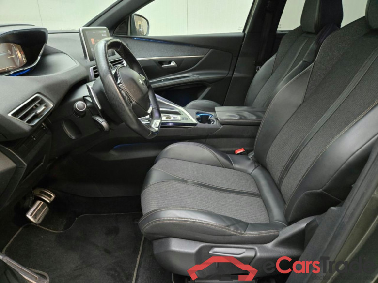 PEUGEOT 5008 1.2 PureTech Allure #5