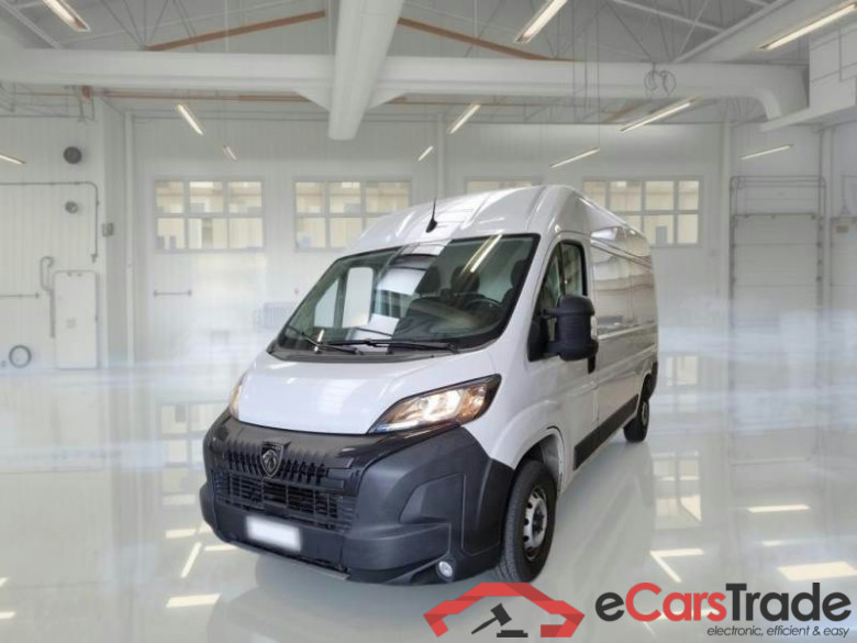PEUGEOT BOXER / 2023 / 4P / FURGONE 2.2 BLUEHDI 120 SeS 330 L2H2