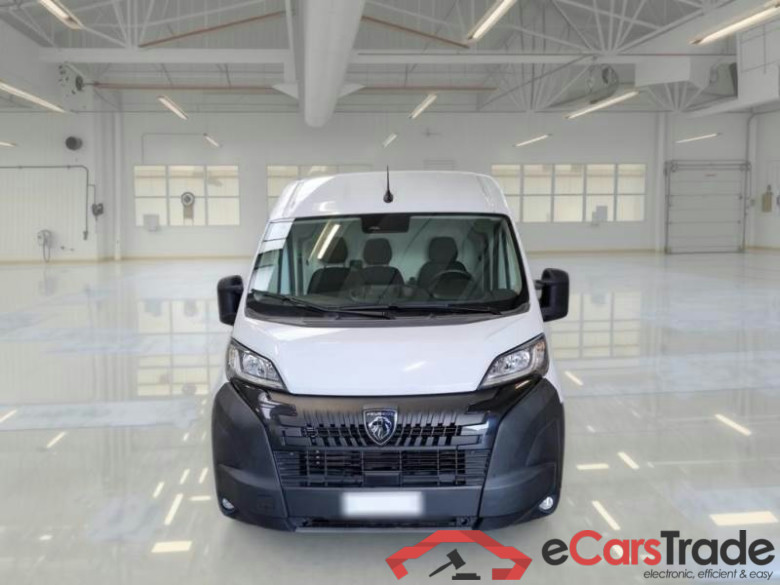 PEUGEOT BOXER / 2023 / 4P / FURGONE 2.2 BLUEHDI 120 SeS 330 L2H2 #6