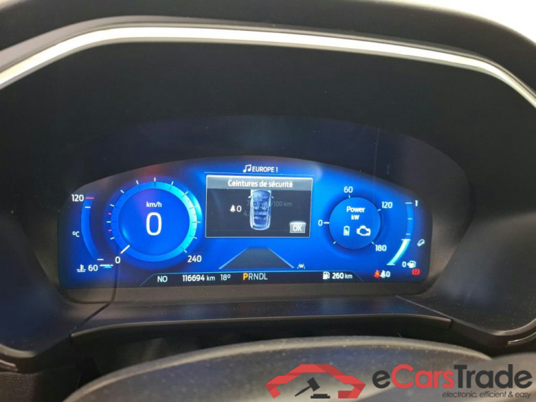 FORD Kuga / 2019 / 5P / SUV 2.5 190 hybrid Flexifuel Pshift Titanium #6