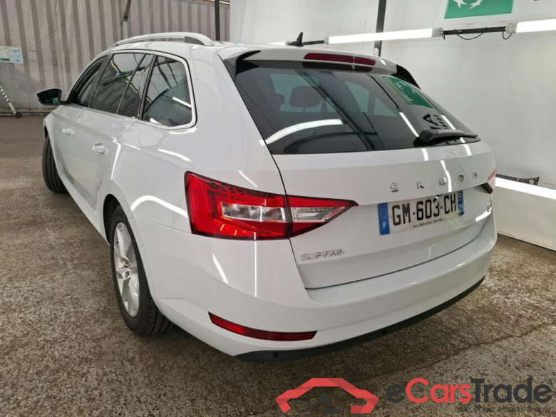 SKODA Superb Combi / 2019 / 5P / Break 1.4 TSI PHEV 218ch DSG6 Business #3