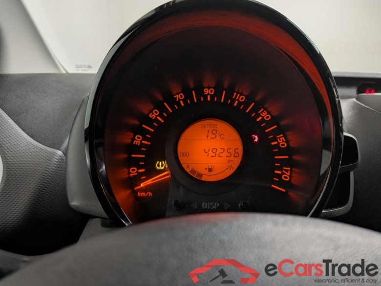 CITROEN C1 1.0 VTi Millenium #6