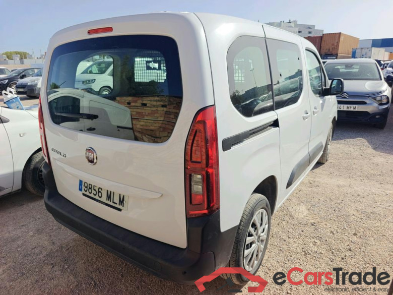 FIAT Doblò / 2022 / 5P / combi Combi (N1) BlueHDi 1.5 L 100CV (AC) #2