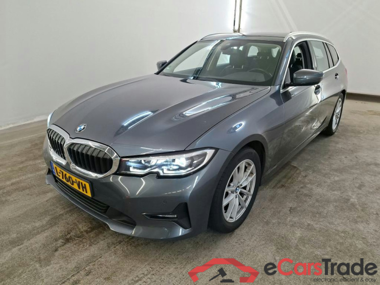 BMW 3 Serie Touring 320iA Executive 5d + Business Edition Pack